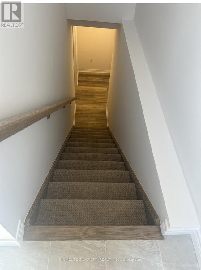 Building Photo - 23 Holder Dr