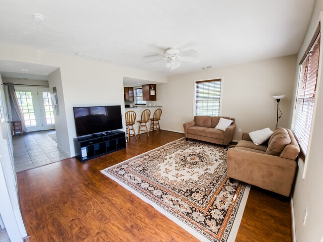 Living room - 2609 S Delila Star Dr