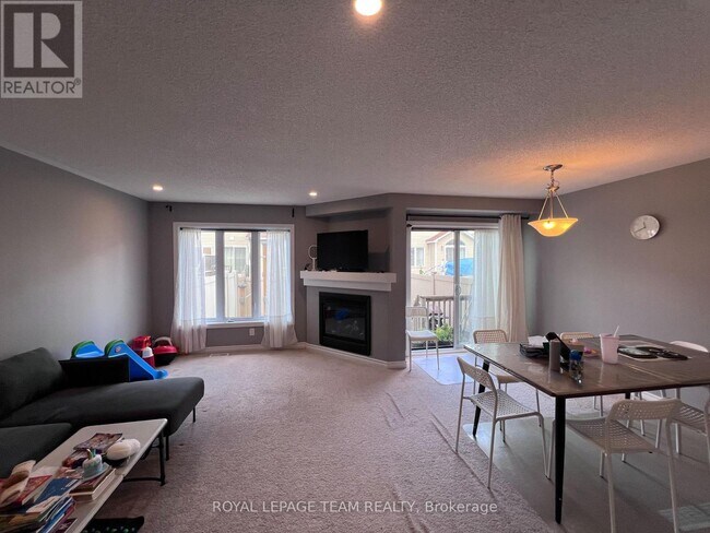 Building Photo - 450 Silverstone Way