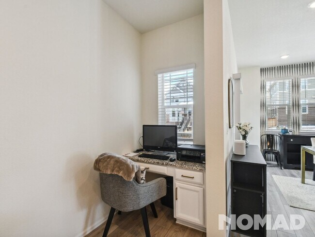 Foto del edificio - 2 Bedroom Townhome in Brighton