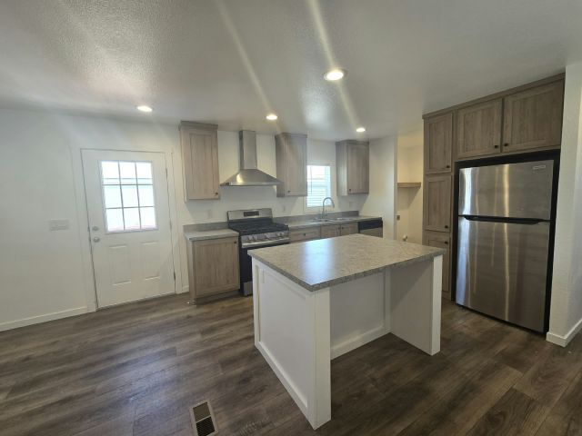 Foto del edificio - 3401 N Walnut Rd