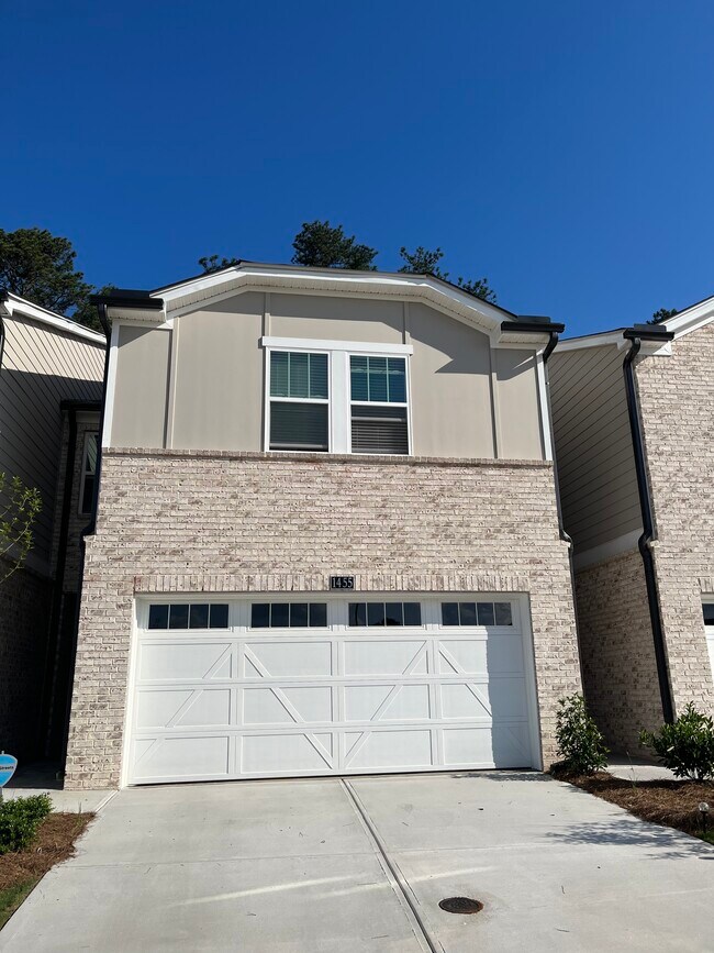 Foto del edificio - 1455 Villageside Ct