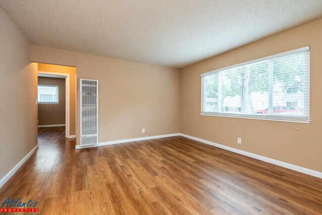 Building Photo - 1140 Ayala Dr