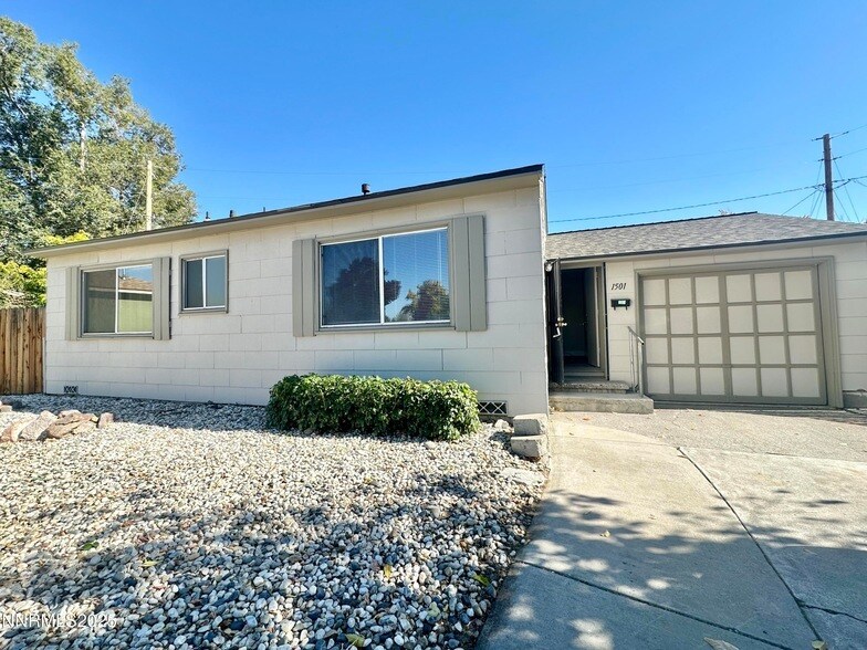 Foto principal - 1501 9th St
