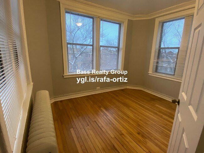 Foto del edificio - 1363 W Estes Ave