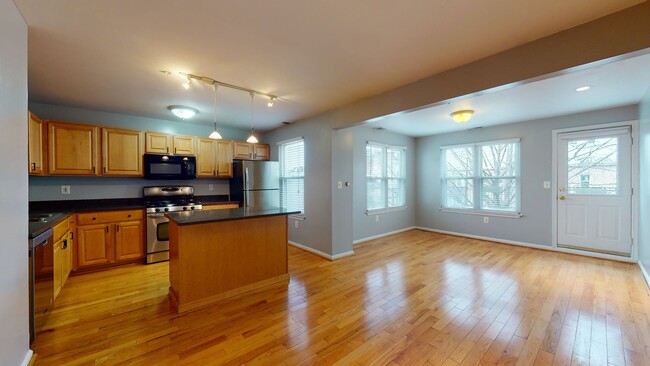 Foto del edificio - Large Logan Circle One Bedroom W/Private B...