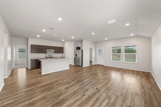 Building Photo - 6941 Guadalupe Rd