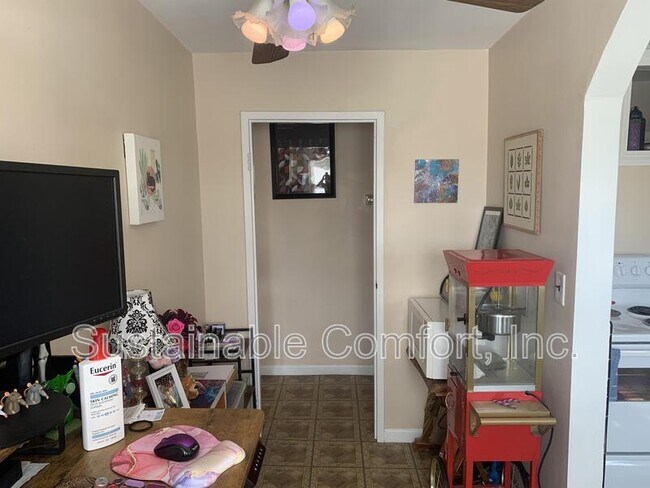 Foto del edificio - 827 Pleasant Street - 2R