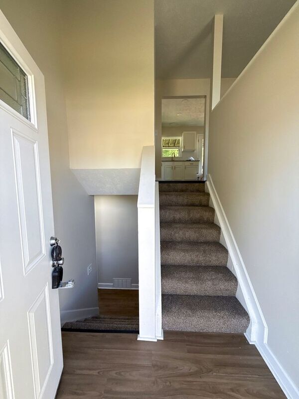 Building Photo - 2307 Bridlewood Blvd