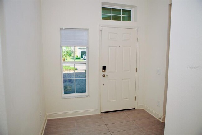 Building Photo - 30301 Southwell Ln