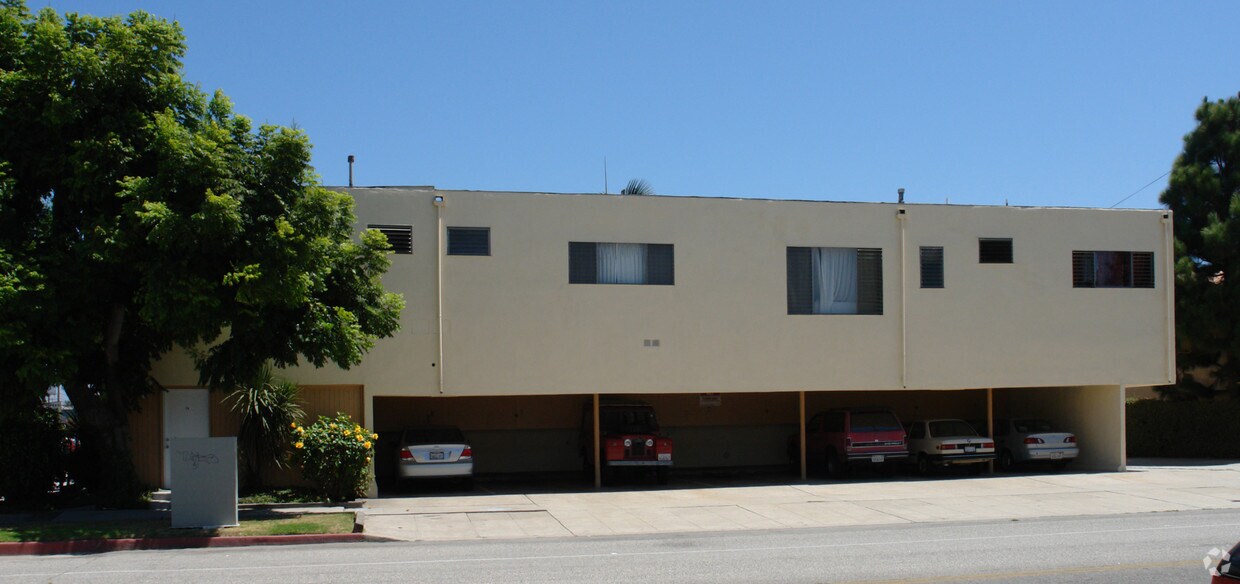 Foto del edificio - 11124 Venice Blvd
