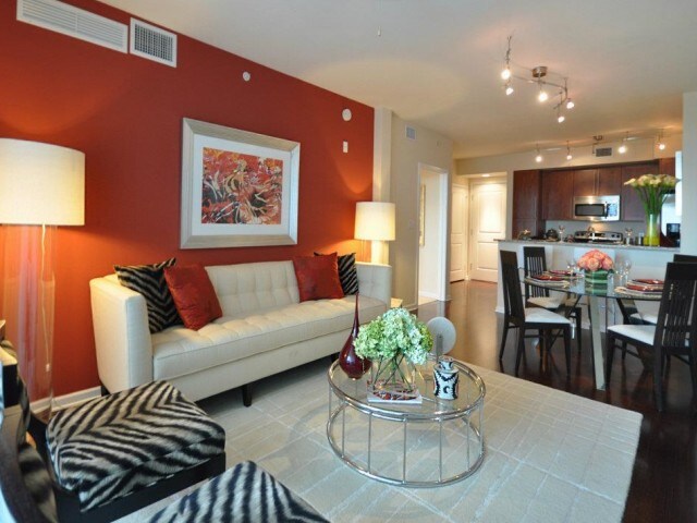 Foto principal - 1030 NE 11th Ave