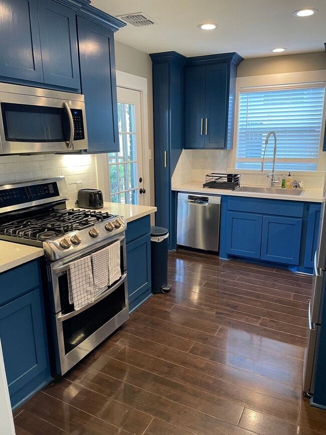 Building Photo - Beautiful 1 Bedroom in Highland