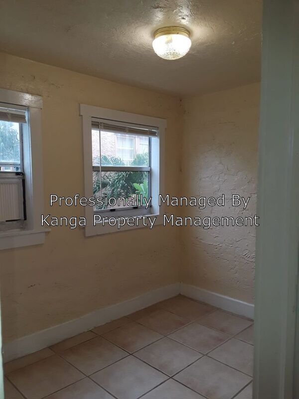 Building Photo - 418 Kanuga Dr