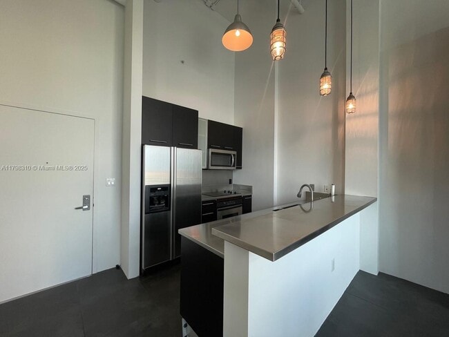 Building Photo - 9055 SW 73rd Ct