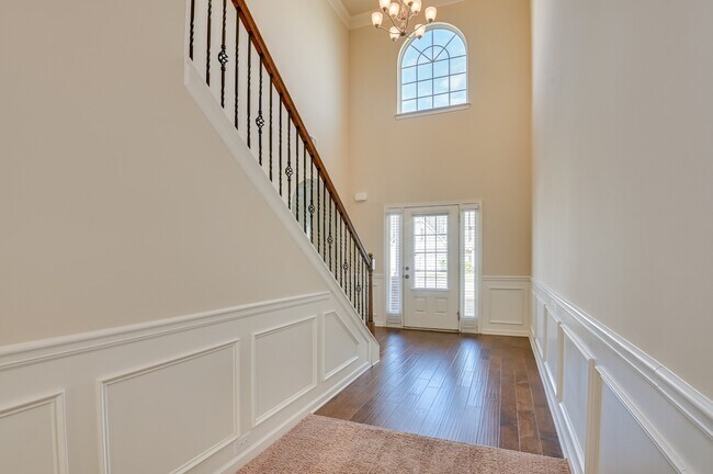 Foto del edificio - 5014 Vine Ln