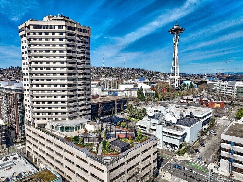 Foto principal - 2821 2nd Ave