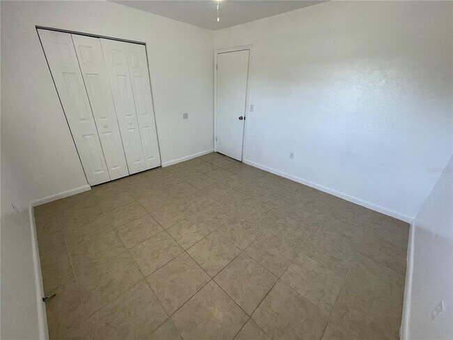Foto del edificio - 1711 NE 71st St