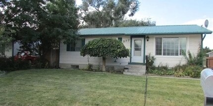 Building Photo - 377 Mattwood Dr