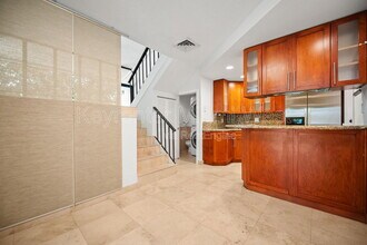 Building Photo - 2666 Tigertail Ave