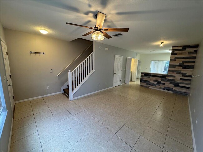 Foto del edificio - 6309 Osprey Lake Cir