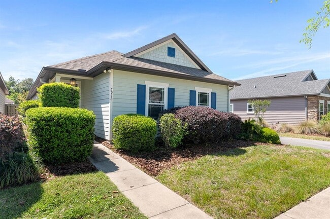 Building Photo - 7916 SW 80th Dr