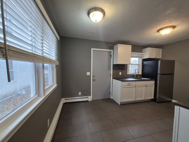 Foto del edificio - 413-415 N Penn Ave