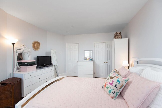 Foto del edificio - 1115 Willow Ave