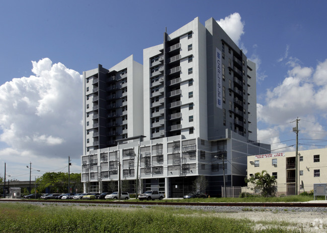 Building Photo - Beacon Apartments