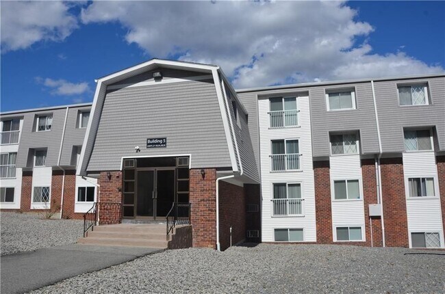 Foto del edificio - 300 Smithfield Rd