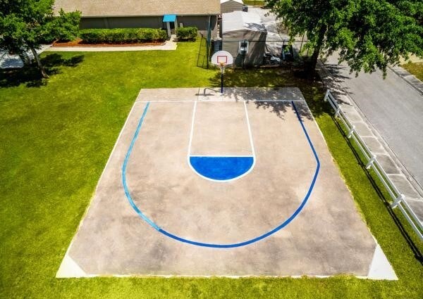 Baloncesto - Country Roads Mobile Home Park