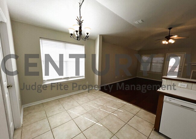 Building Photo - Charming 3/2/2 In Little Elm ISD For Rent!