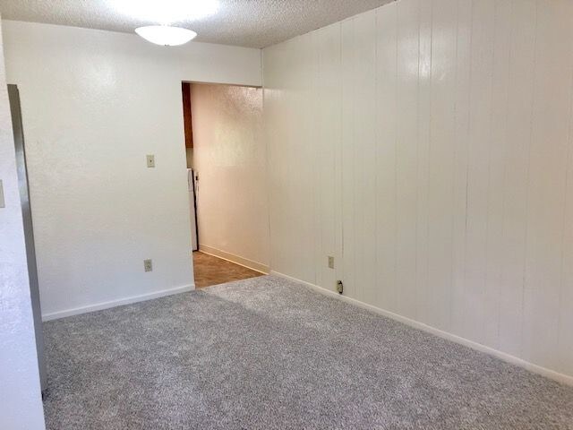 Building Photo - Two Bedroom One Bath in Sebastopol
