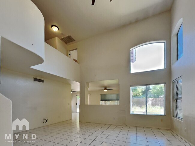 Foto del edificio - 3942 E Rosemonte Dr
