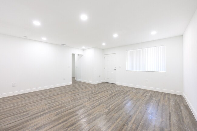 Foto del edificio - 2355 NW 99th Ter