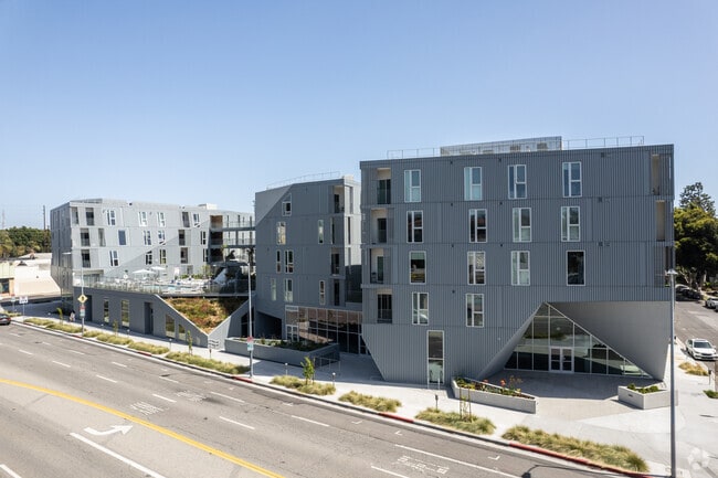 Building Photo - 11776 Santa Monica Blvd
