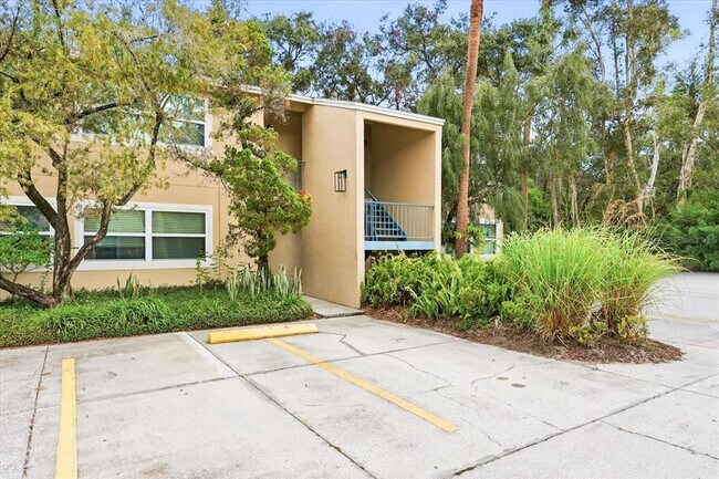 Foto del edificio - 4810 S Dauphin Ave