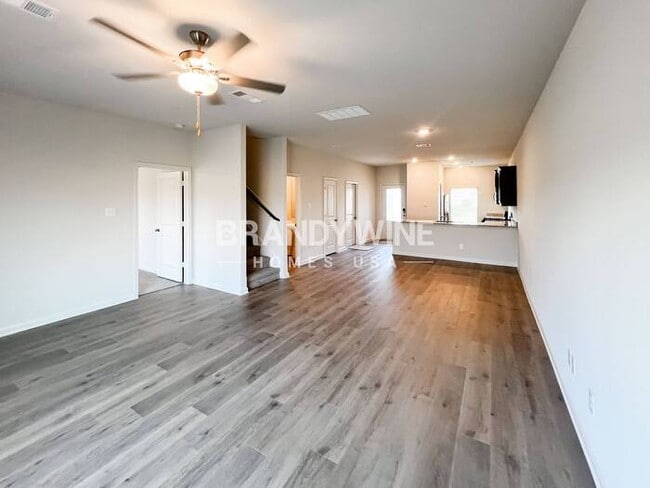 Building Photo - 9500 Teton Vis Dr