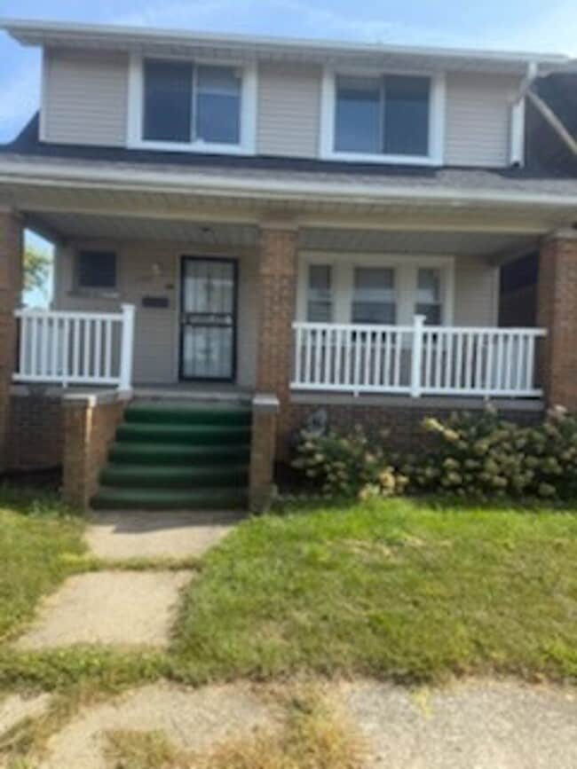 Building Photo - 1577 Tyler St