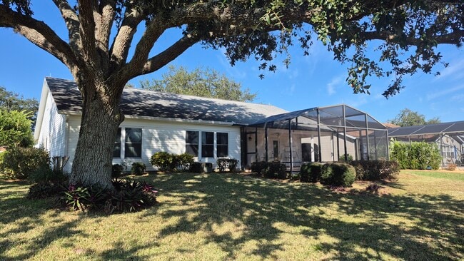 Foto del edificio - 25316 Crestwater Dr