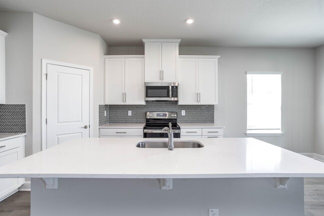 Building Photo - 10179 Gliding Eagle Wy