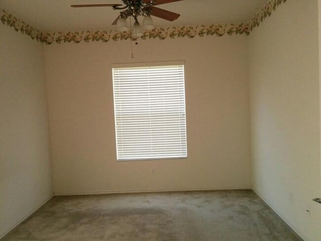 Building Photo - 27702 Sora Blvd