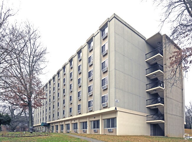 Foto del edificio - Cagle Terrace