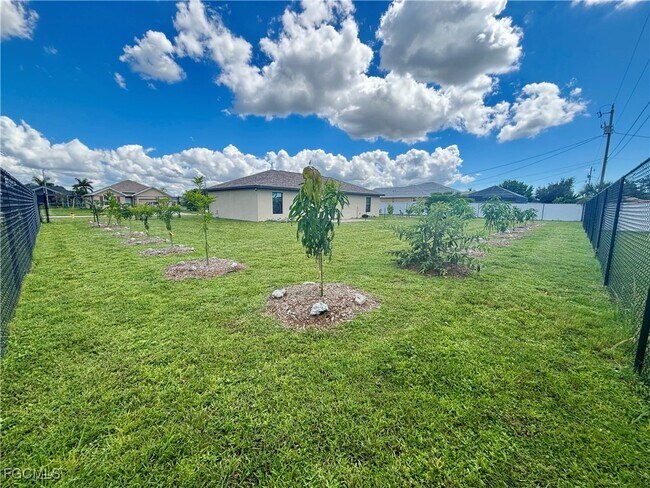 Foto del edificio - 2948 SW 6th Ave