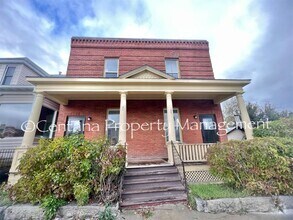 Building Photo - 909-911 Antimony St