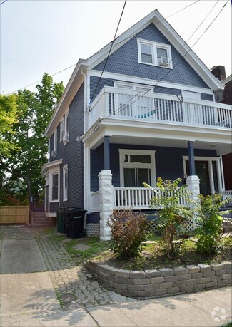 Building Photo - 213 Atkinson St