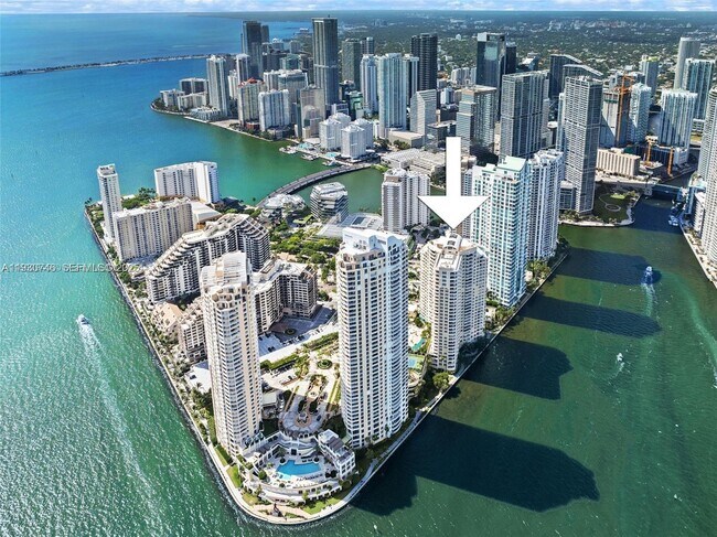 Foto del edificio - 888 Brickell Key Dr