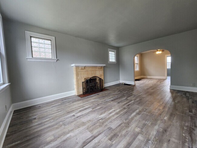 Photo - Lovely Home in Kennedy Heights