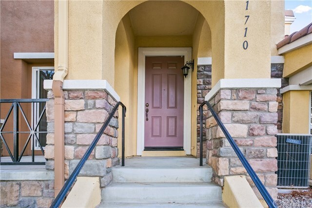 Building Photo - 1710 Timberwood