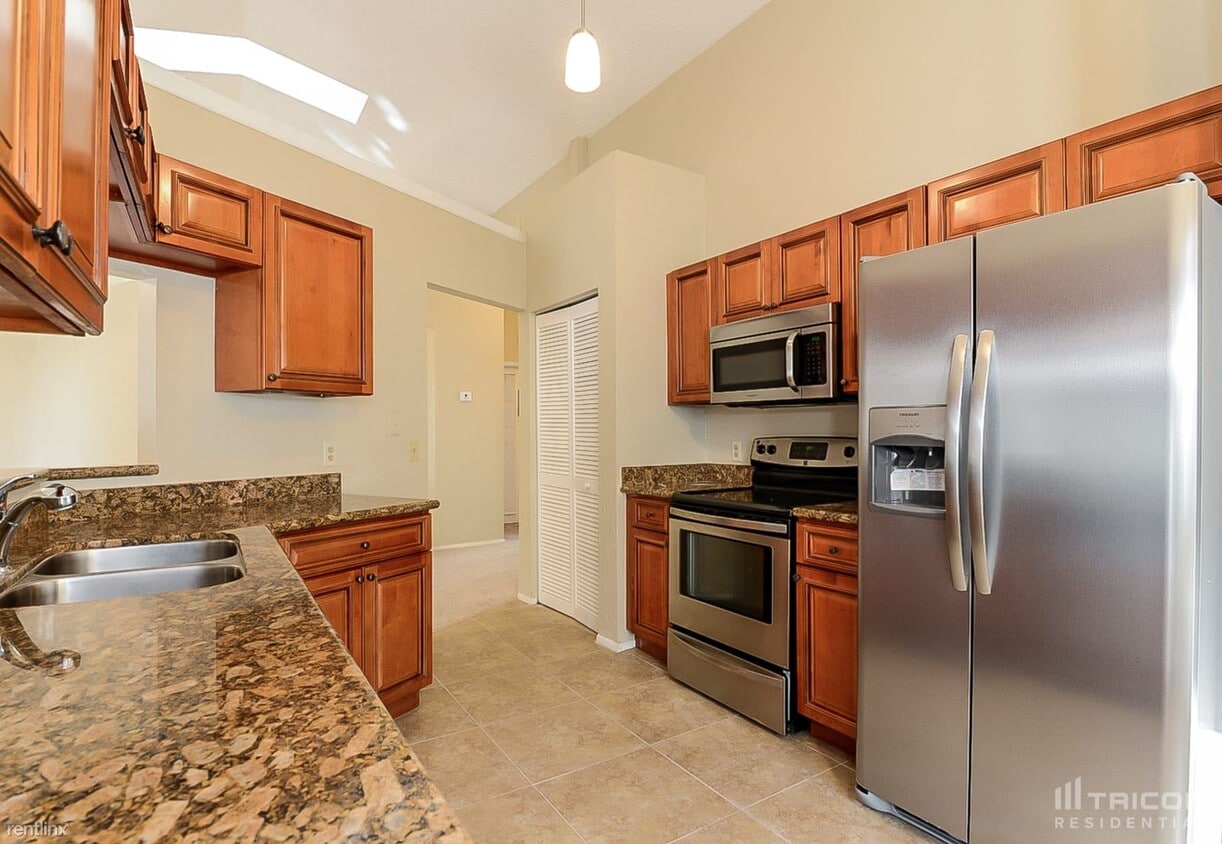 8111 Hathaway Dr, New Port Richey, FL 34654 House Rental in New